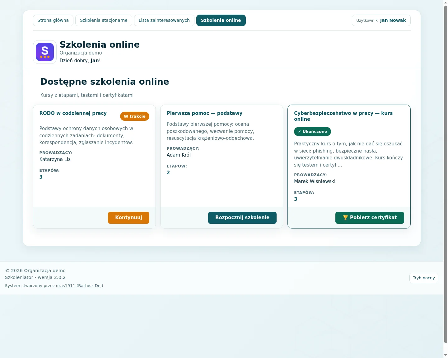 Lista kursów online ze statusami